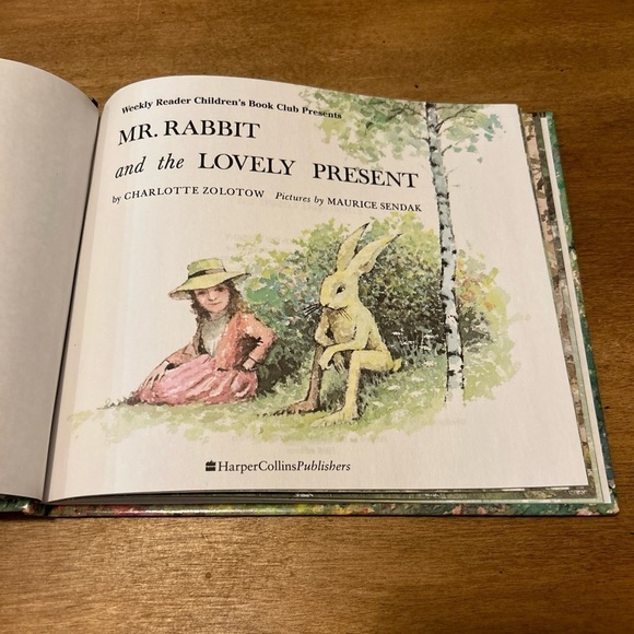 1998, Mr. Rabbit and the Lovely Present, Hardcover, Weekly Reader Books edition - Picture 3 of 6